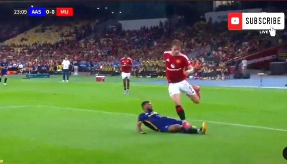 华体会注册-关于阿尔艾因球迷现场助威，激发球队夺冠斗志的信息