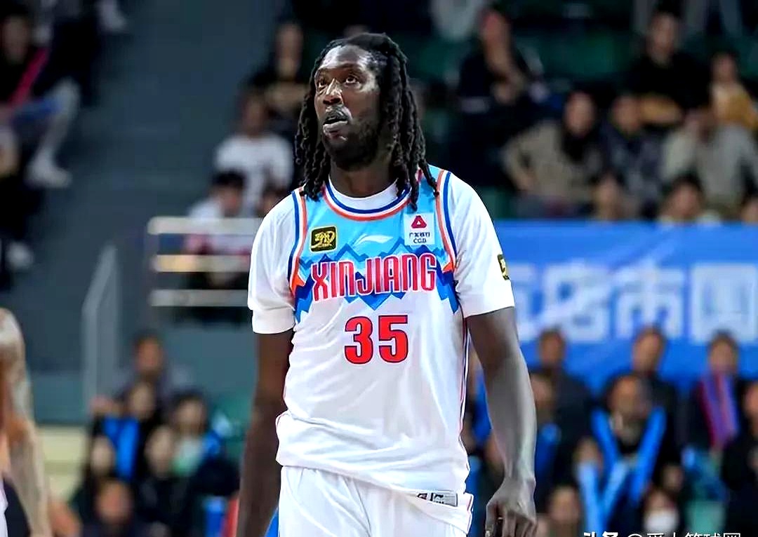 关于新疆队遭遇三连败，战绩持续下滑的信息