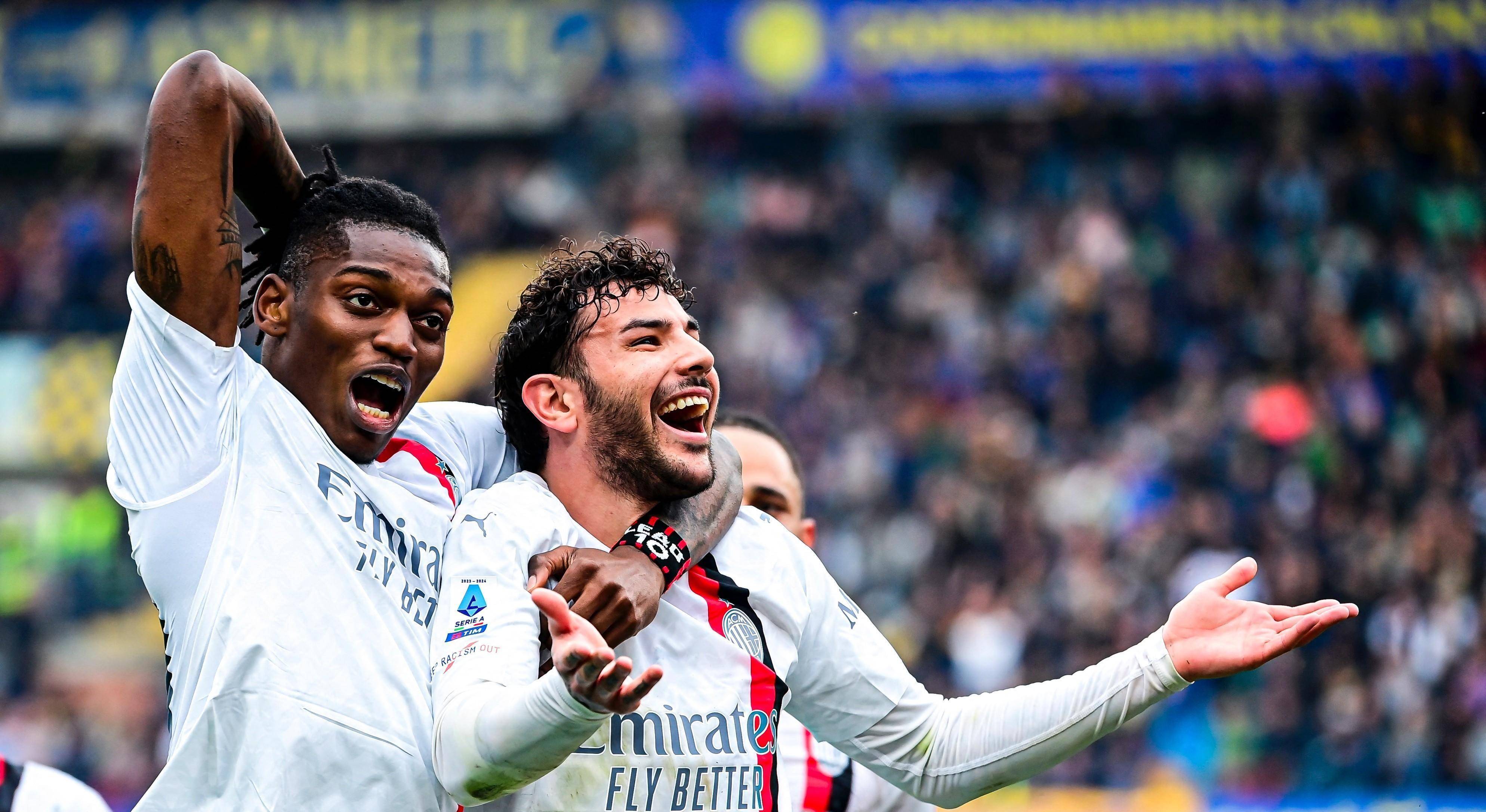 AC米兰新援发挥出色,助球队取得连胜 AC米兰新援发挥出色,助球队取得连胜