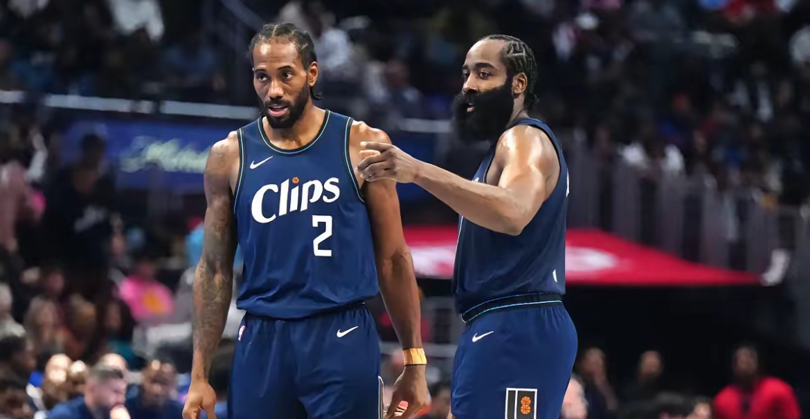 华体会app下载-快船控卫受伤退场，队友合力挽救的简单介绍