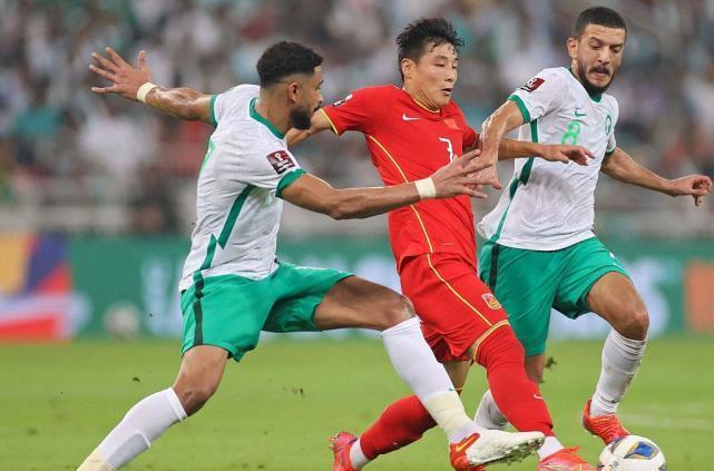 经验积累，国家队战胜对手实现突破