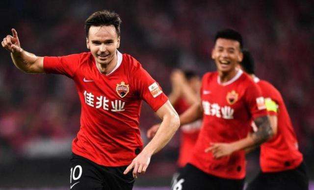 广州恒大客场逼平天津泰达，大连人主场不敌深圳佳兆业的简单介绍