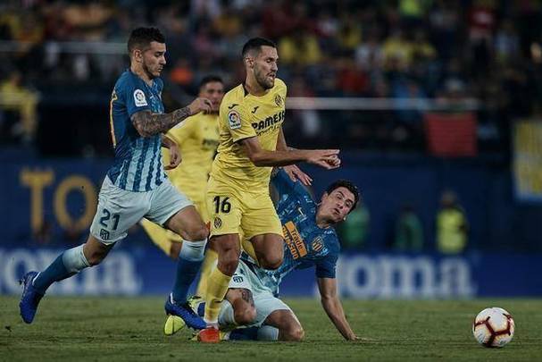 比利亚雷亚尔客场逆袭，豪取三分