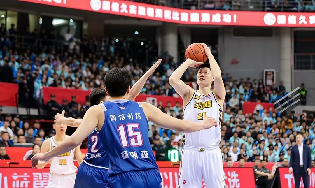 球队主力阵容稳固，取胜毫无悬念