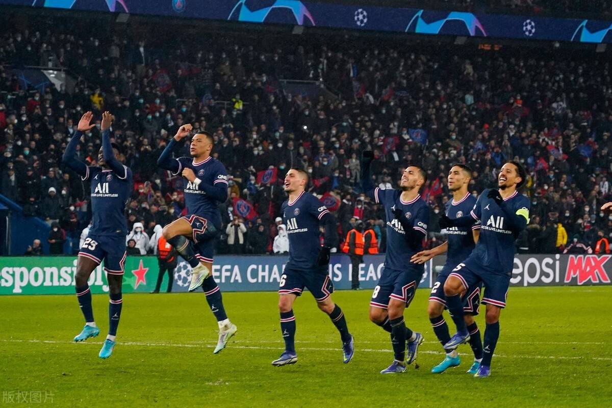 关于巴黎圣日耳曼主场迎战摩纳哥，双方火爆对抗的信息