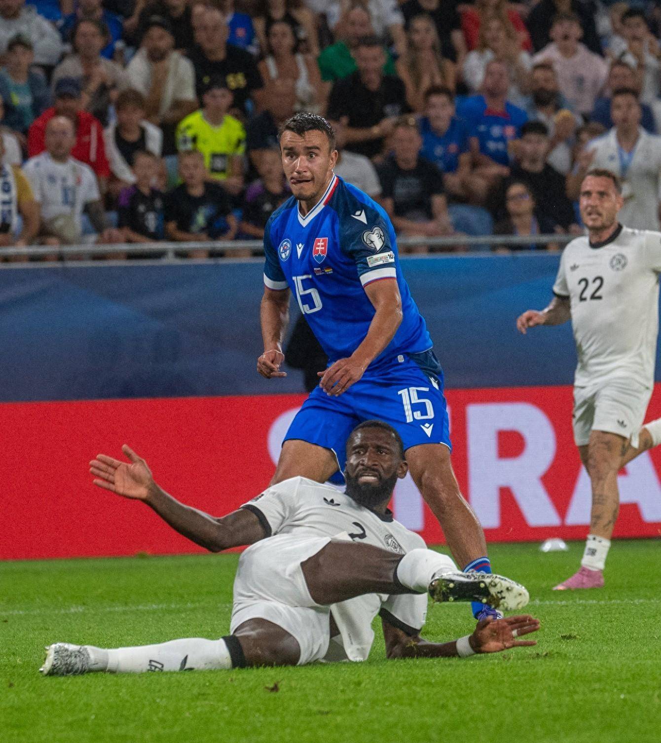 华体会网页版登录入口-关于苏格兰主场大胜斯洛伐克，晋级欧预赛的信息