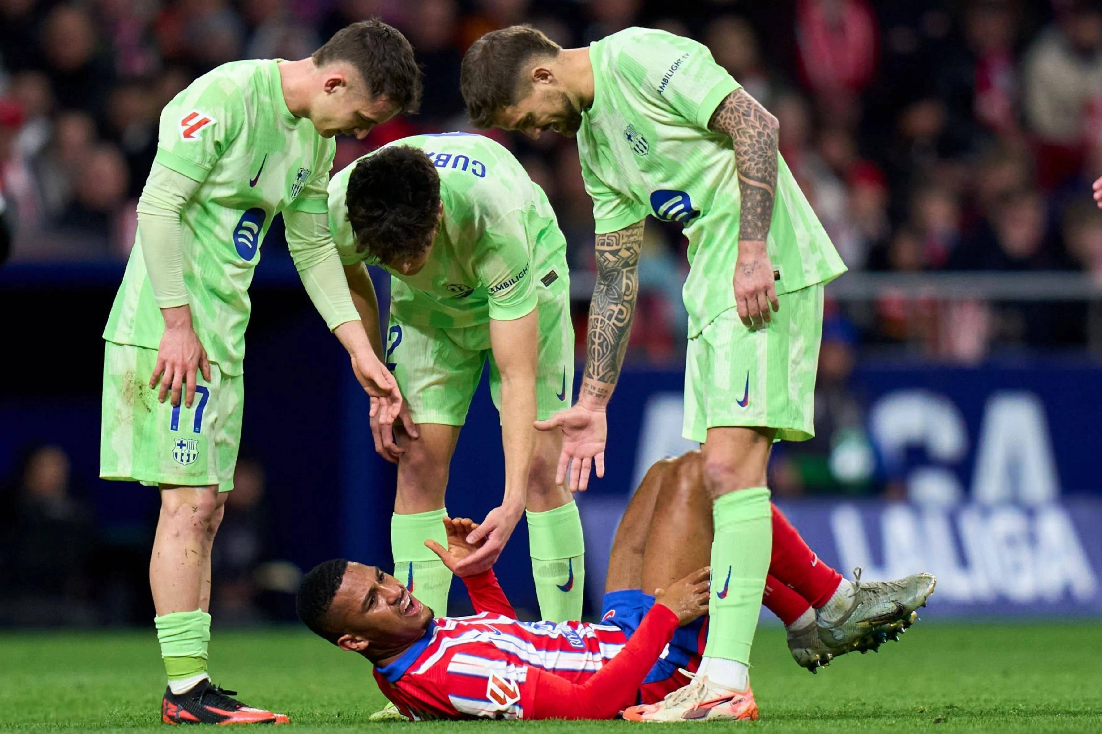 纷争激烈的赛事中球员展现出色表现，惊险一幕的简单介绍