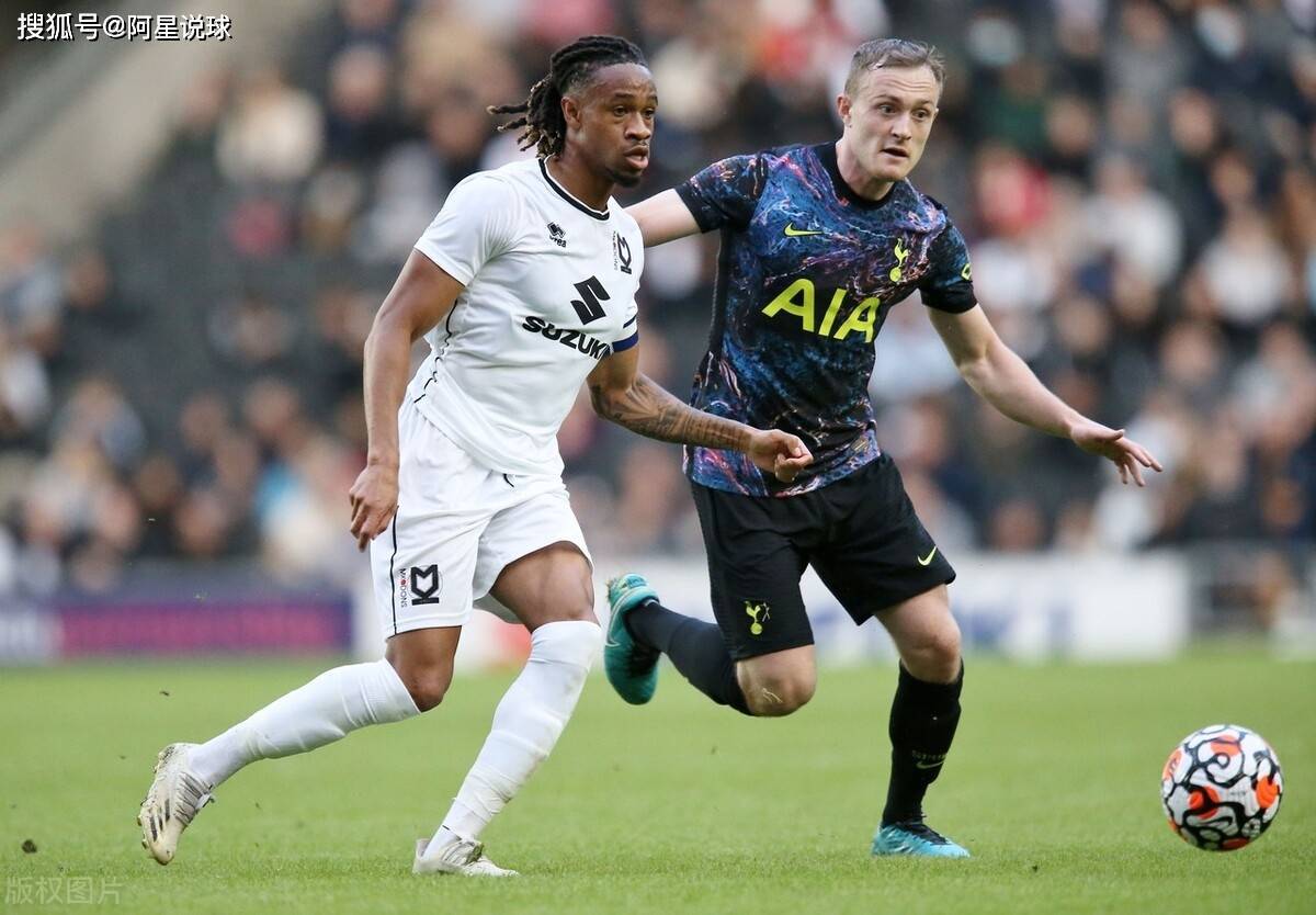 米尔顿凯恩斯队完胜对手，赢得胜利