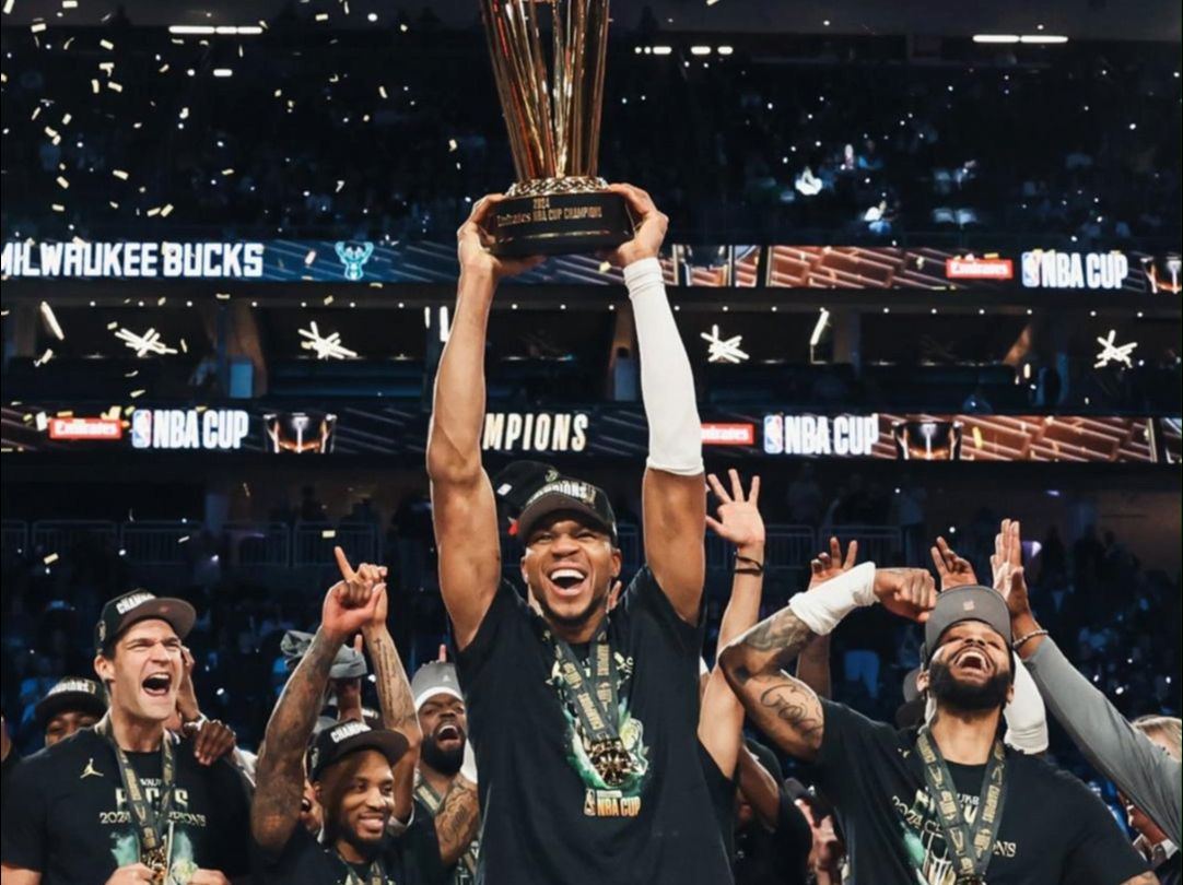 雄鹿客场大胜火箭，字母哥火力全开独得分