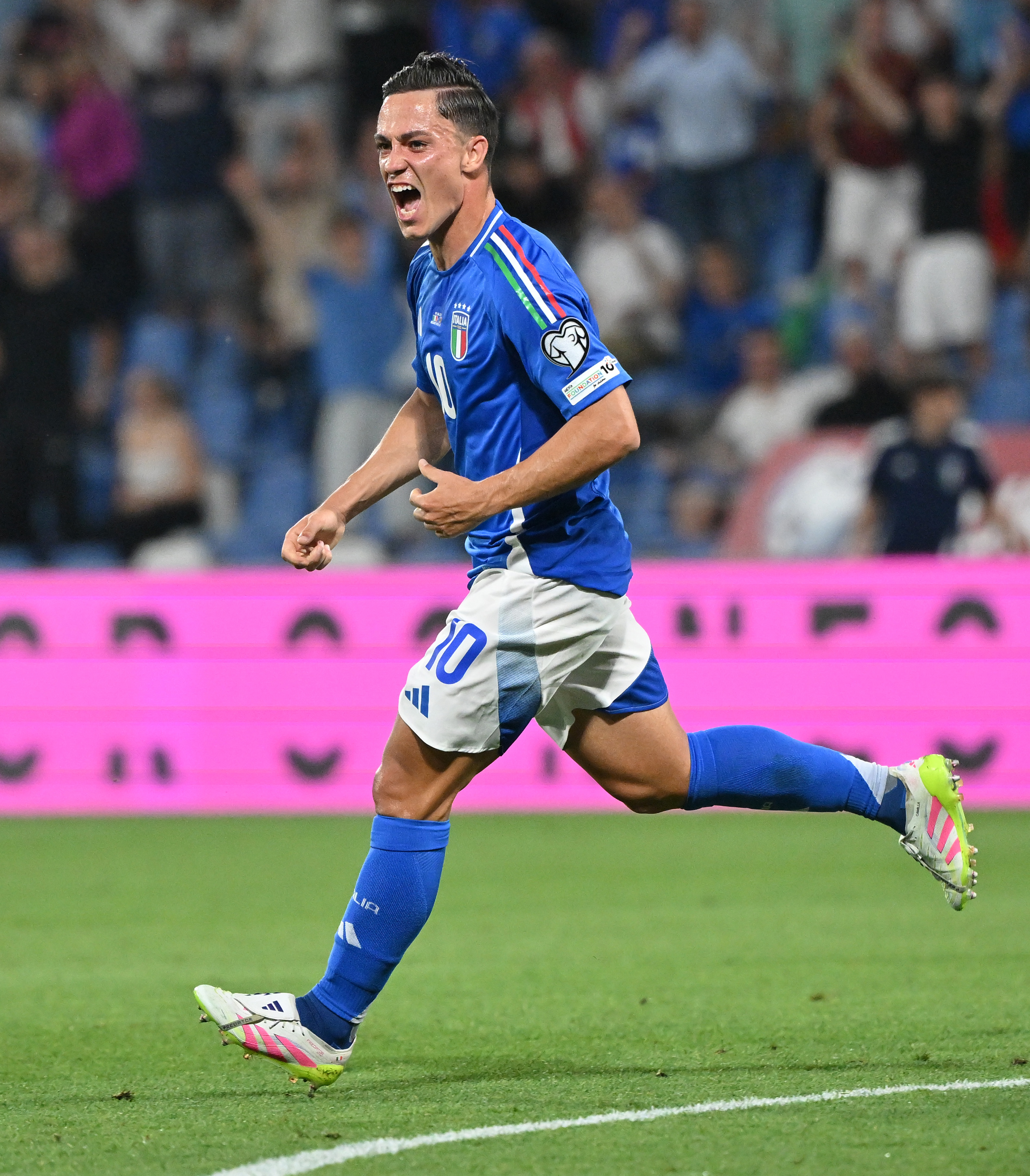 意大利胜奥地利，晋级前景堪忧的简单介绍