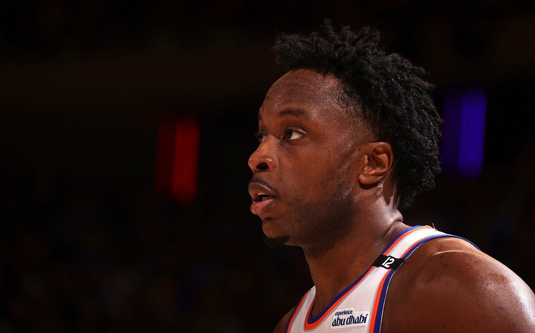 尼克斯球星因伤缺席季前赛，球迷心存忧虑