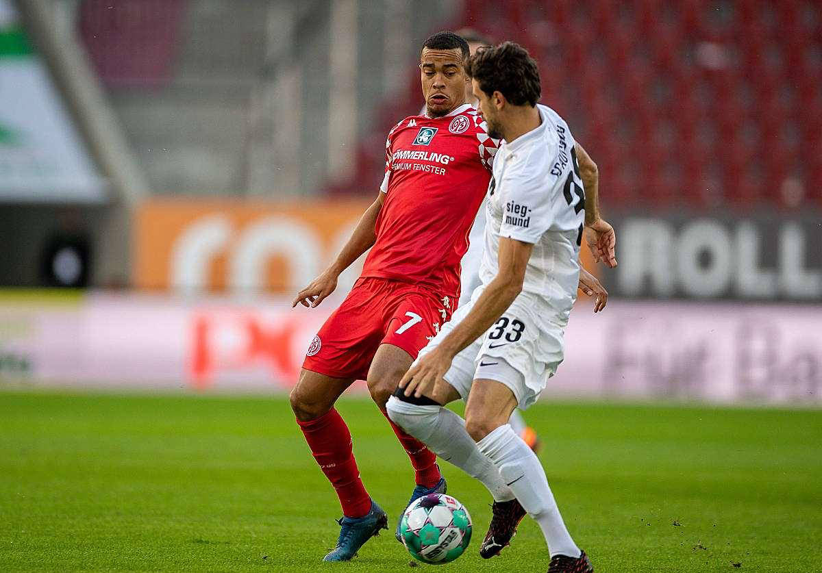 沃尔夫斯堡客场力克科隆,完成反弹!的简单介绍 沃尔夫斯堡客场力克科隆,完成反弹!的简单介绍