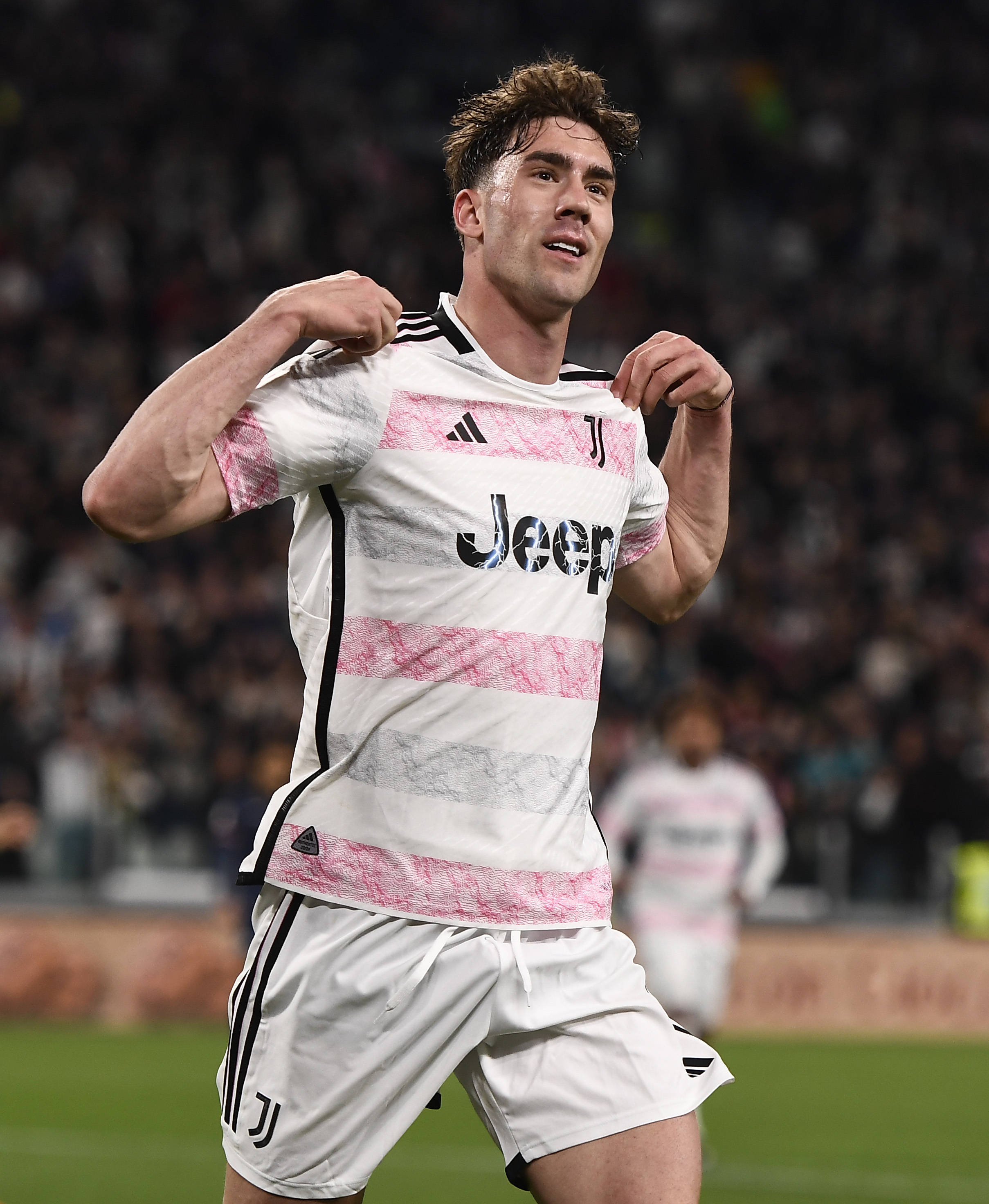 拉姆塞：尤文图斯团结一致，只为胜利的简单介绍