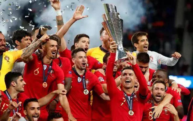 华体会链接-克罗地亚队迎接新的挑战，备战晋级比赛